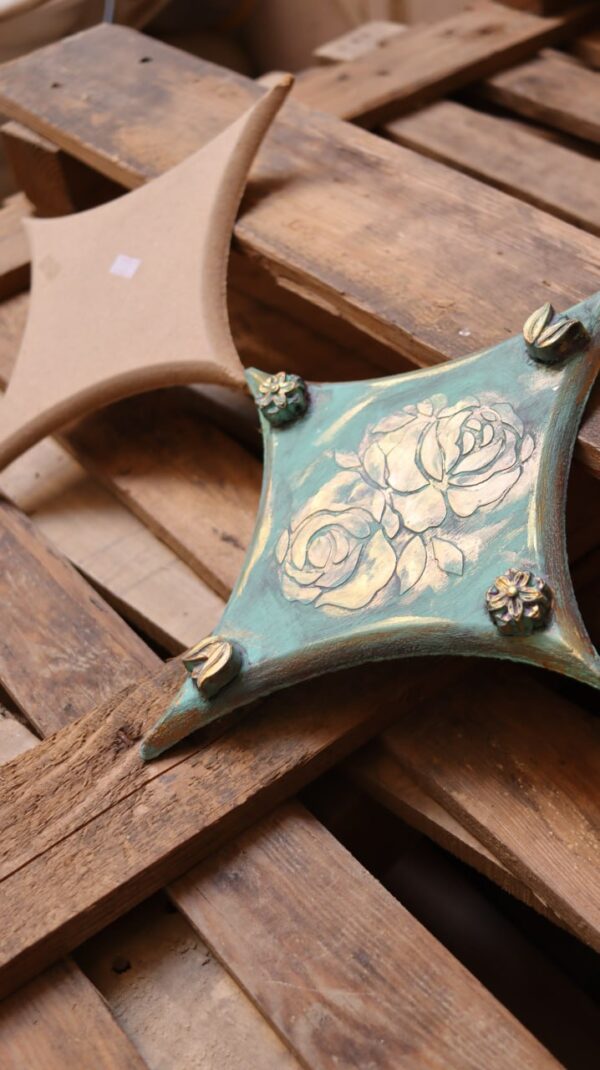 تابلوة مربع منحرف mdf وسط - Image 2