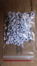 ⁦باكت اكسسوارات حروف انجليزي مشكل⁩ - الصورة ⁦3⁩