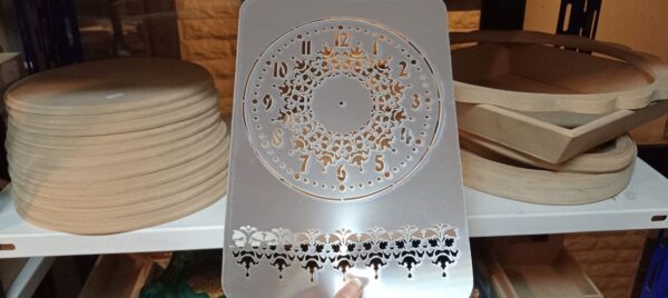 استنسل 152
